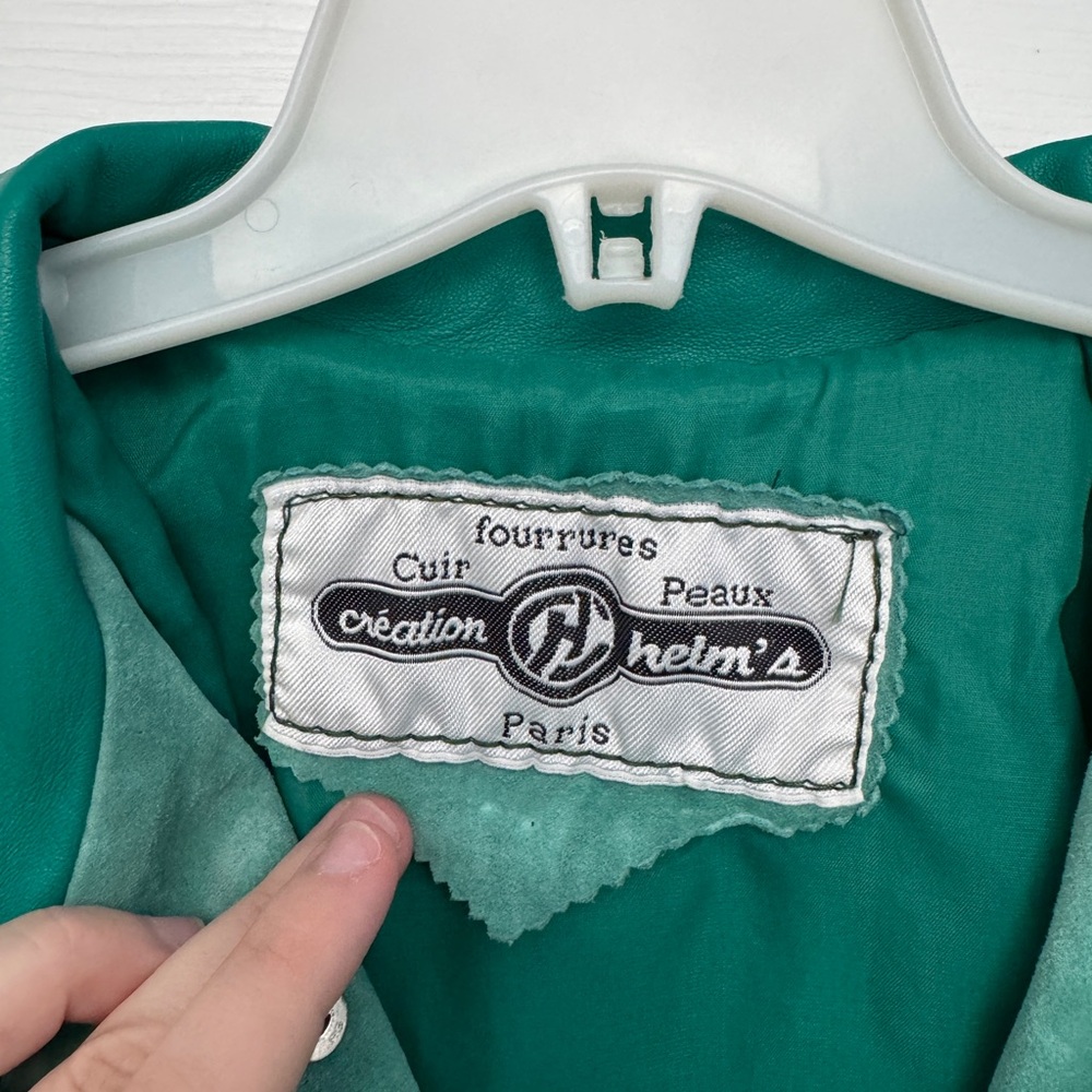 Vintage Suede Leather Cropped Bomber Jacket - Picture 3 of 11